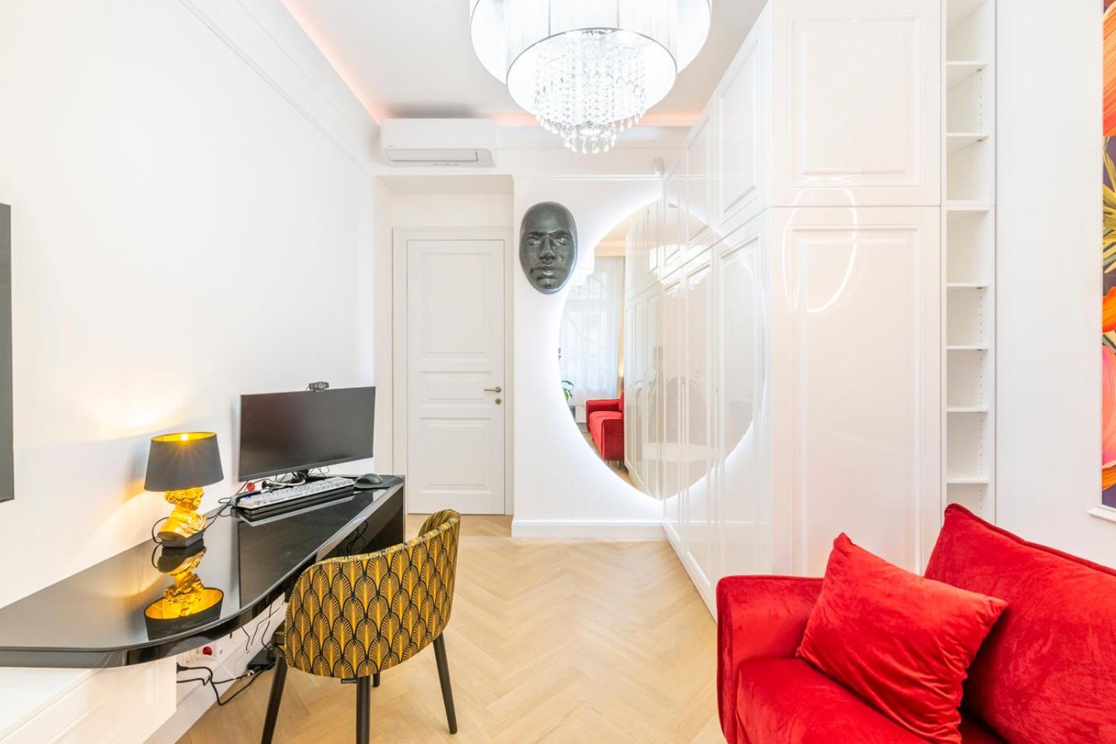 Apartment Luxusni Designovy Emotion Se Saunou V Srdci Kralovskych Vinohrad Prag