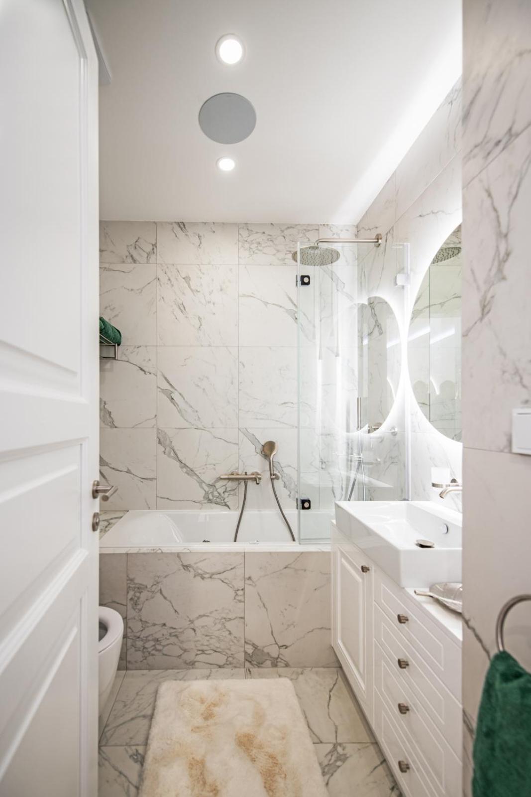 Apartment Luxusni Designovy Emotion Se Saunou V Srdci Kralovskych Vinohrad Prag